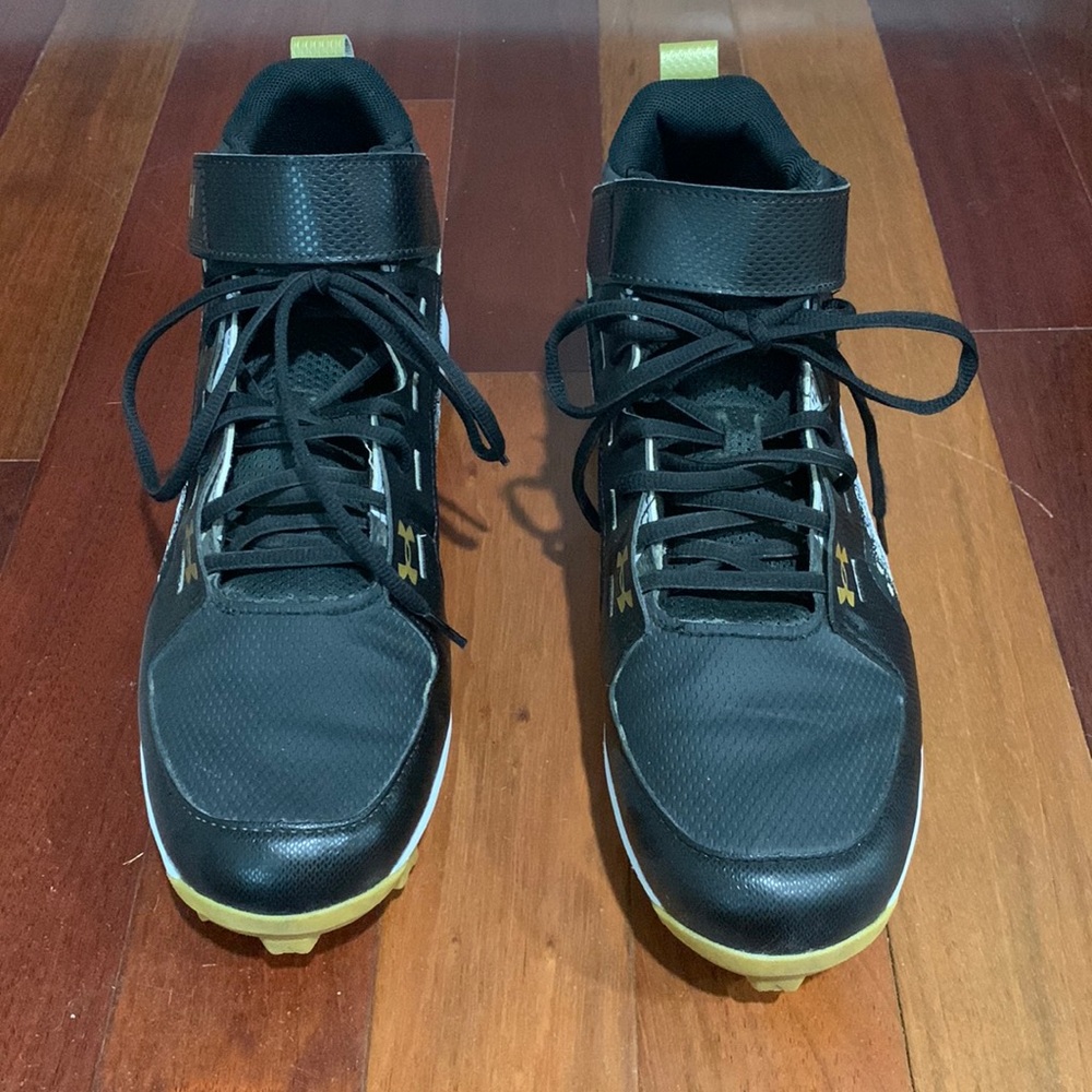 Men’s Under Armour BH baseball cleats